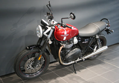 TRIUMPH STREET TWIN 900