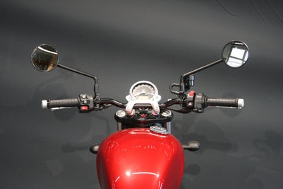 TRIUMPH STREET TWIN 900