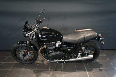 TRIUMPH STREET TWIN
