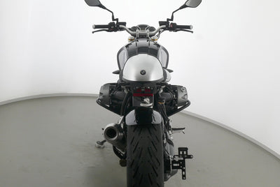 BMW R NINE T
