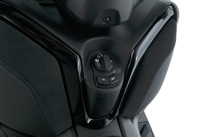 YAMAHA X-MAX 300 TECH MAX+