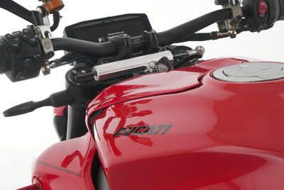 DUCATI STREETFIGHTER V4