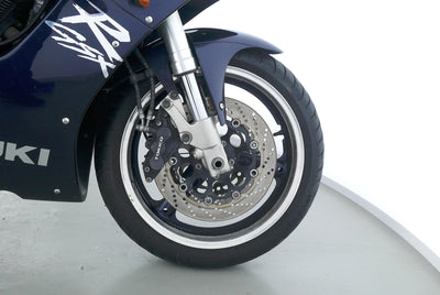SUZUKI GSX R 750