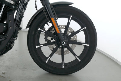 HARLEY DAVIDSON SPORTSTER XL 883 N IRON