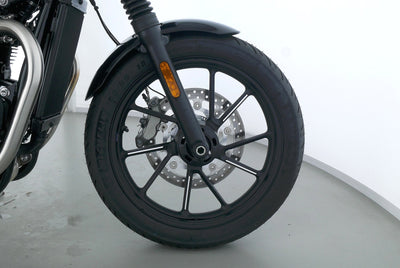 TRIUMPH SPEED TWIN 900