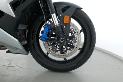 BMW M1000 R