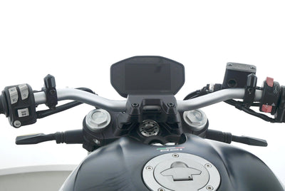DUCATI MONSTER 821