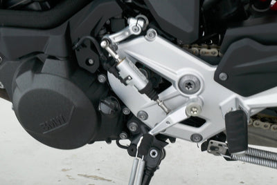 BMW F 900 R TRIPLE BLACK