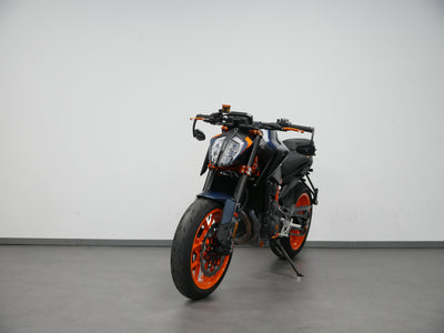 KTM 890 DUKE R