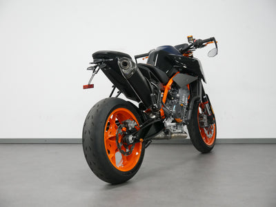KTM 890 DUKE R