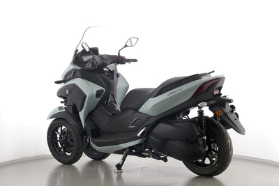YAMAHA TRICITY 300
