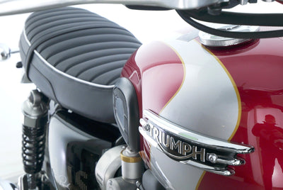 TRIUMPH BONNEVILLE T120 ELVIS PRESLEY EDITION