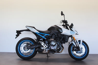 SUZUKI GSX-S 8