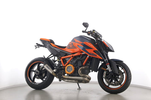 KTM 1290 SUPER DUKE R