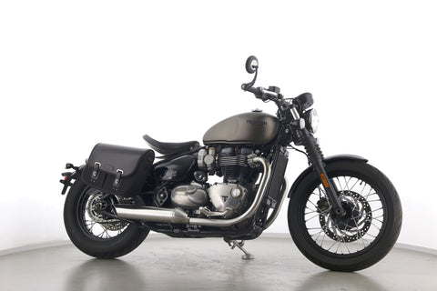 TRIUMPH BONNEVILLE BOBBER