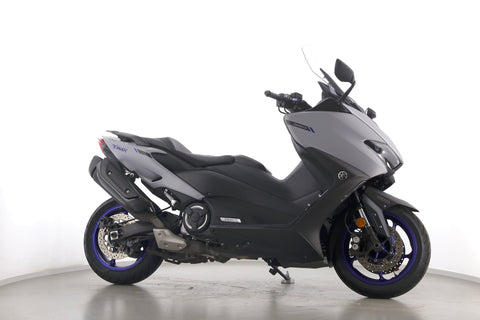 YAMAHA TMAX 560